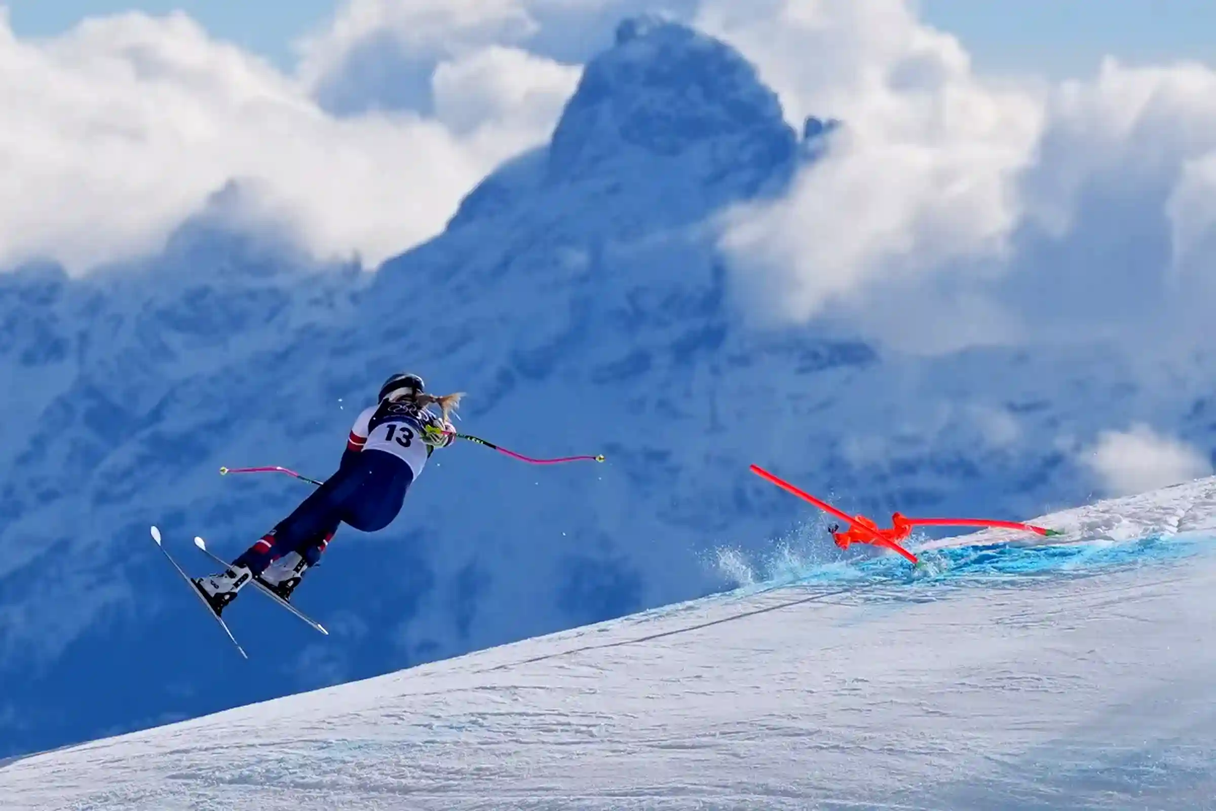 Lindsey Vonn loses control and crashes after hitting a gate during the women’s downhill at the 2026 Winter Olympics in Cortina d’Ampezzo
